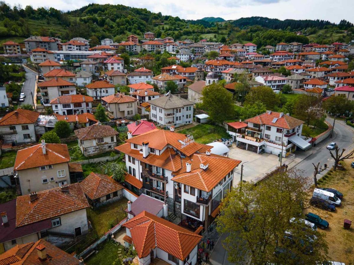 Семеен Хотел Златоград ภายนอก รูปภาพ